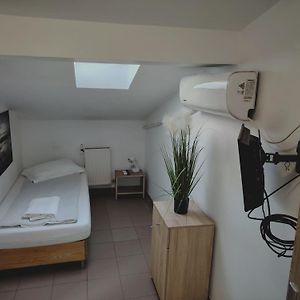 Camera economica